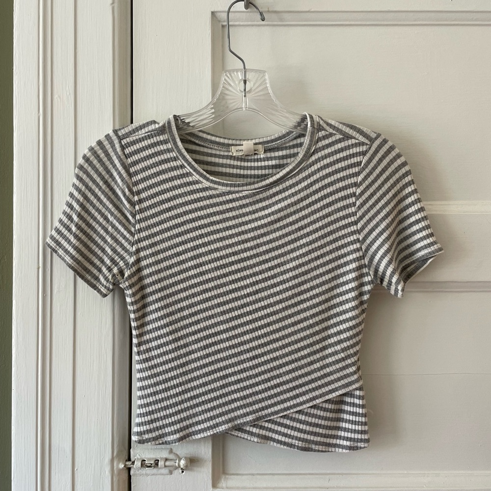 UO Silence + Noise Striped Crop Top